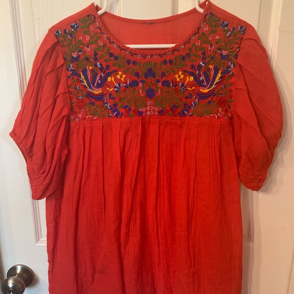 Embroidered shirt